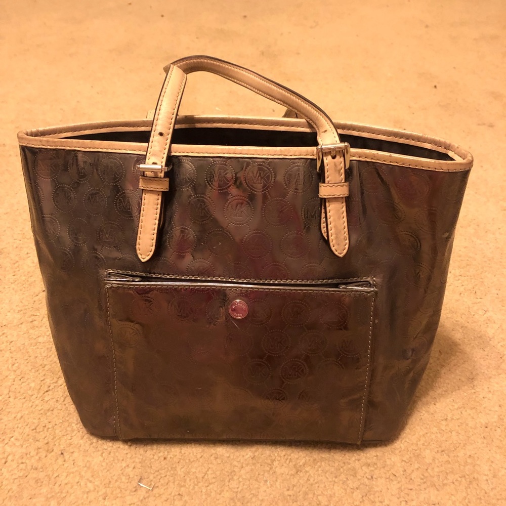 Shiny Michael Kors Purse